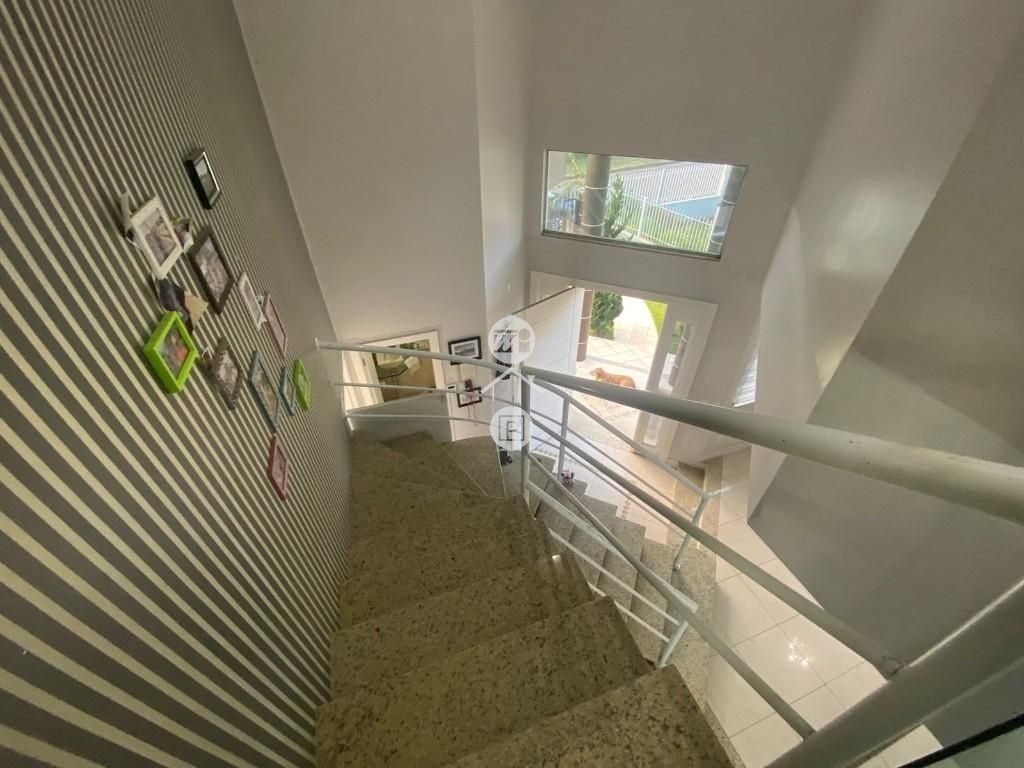 Casa em Pedra Branca, Palhoça. 3 quartos, 294m². Imagem 10 de 25